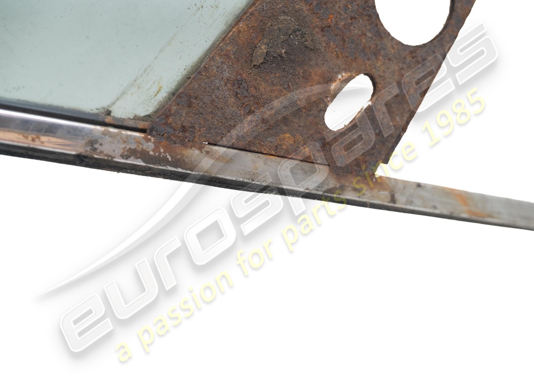 used maserati telarino ports destra completo di profilati di tenuta. part number 117bo73860 (6)