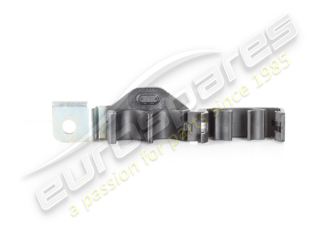 NUEVO MASERATI FIJACIÓN DE LA MANGUERA FLEXIBLE DE ACEITE DE LA CAJA DE CAMBIOS. NÚMERO DE PIEZA 670003113 (1) nuevo maserati fijación de la manguera flexible de aceite de la caja de cambios. número de pieza 670003113 (1)