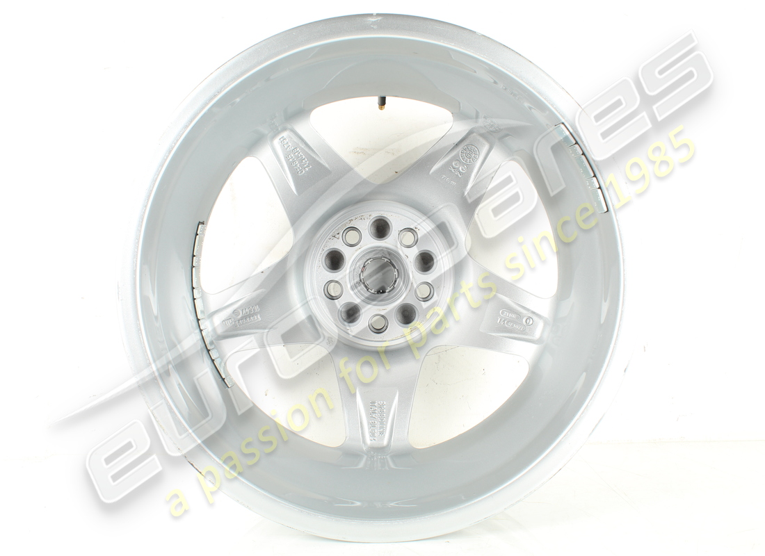 LLANTA DELANTERA DE CARRETERA FERRARI USADA. NÚMERO DE PARTE 166475 (4) llanta delantera de carretera ferrari usada. número de parte 166475 (4)