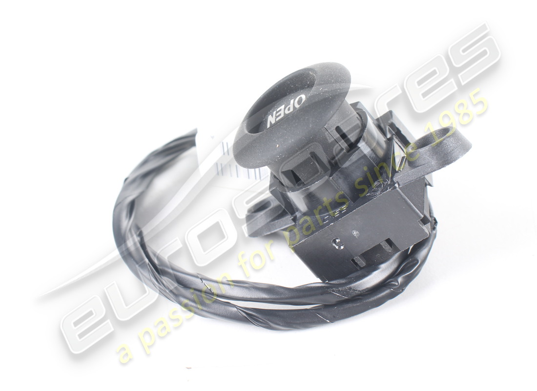 NUEVO MASERATI COMPTO DE GUANTES. INTERRUPTOR DE APERTURA. NÚMERO DE PARTE 188251 (2) nuevo maserati compto de guantes. interruptor de apertura. número de parte 188251 (2)