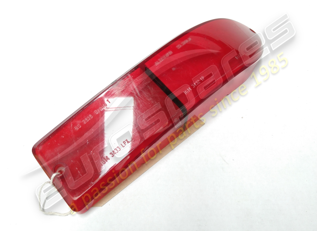 lente de luz trasera derecha ferrari usada. número de pieza 2428234200 (2)