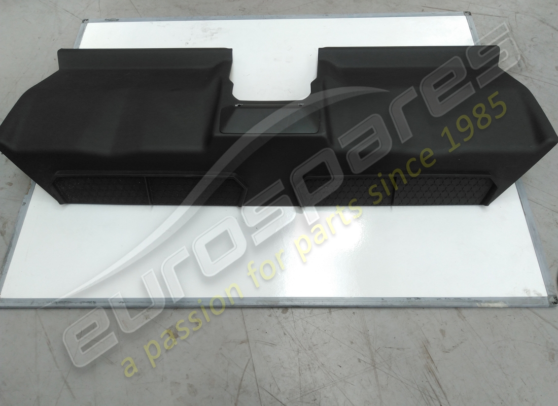 usado lamborghini revestimiento, panel trasero t. almacenamiento de pared trasera. número de pieza 4t0868571m (2)