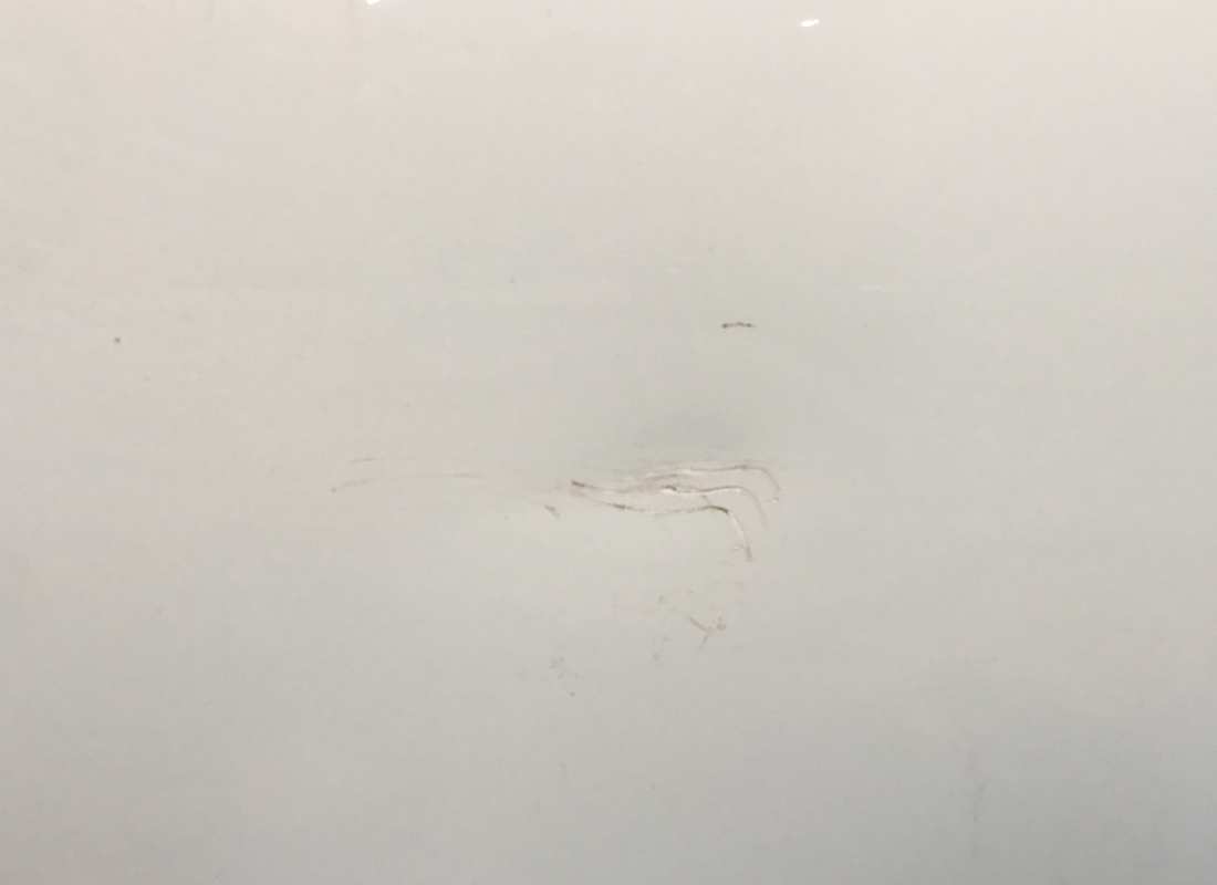 puerta dañada lamborghini en blanco. número de pieza 4t8831051f (3)