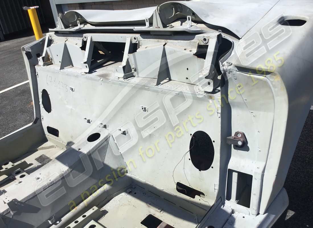 nuevos eurospares ferrari 550 carroceria y paneles barchetta. número de parte eap1227196 (9)