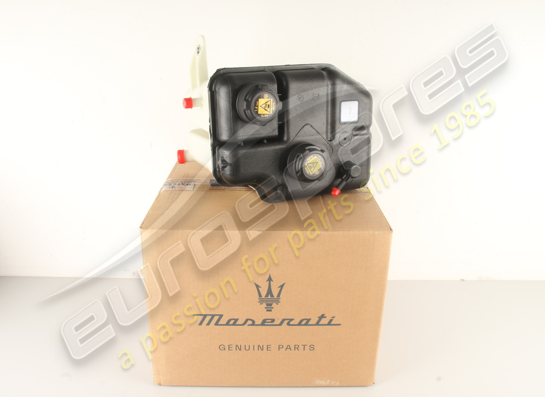 nuevo maserati depósito de refrigerante completo. número de pieza 670031649 (3)