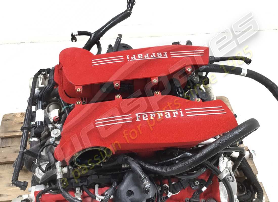 motor ferrari 488 usado. número de parte 985000235 (9)