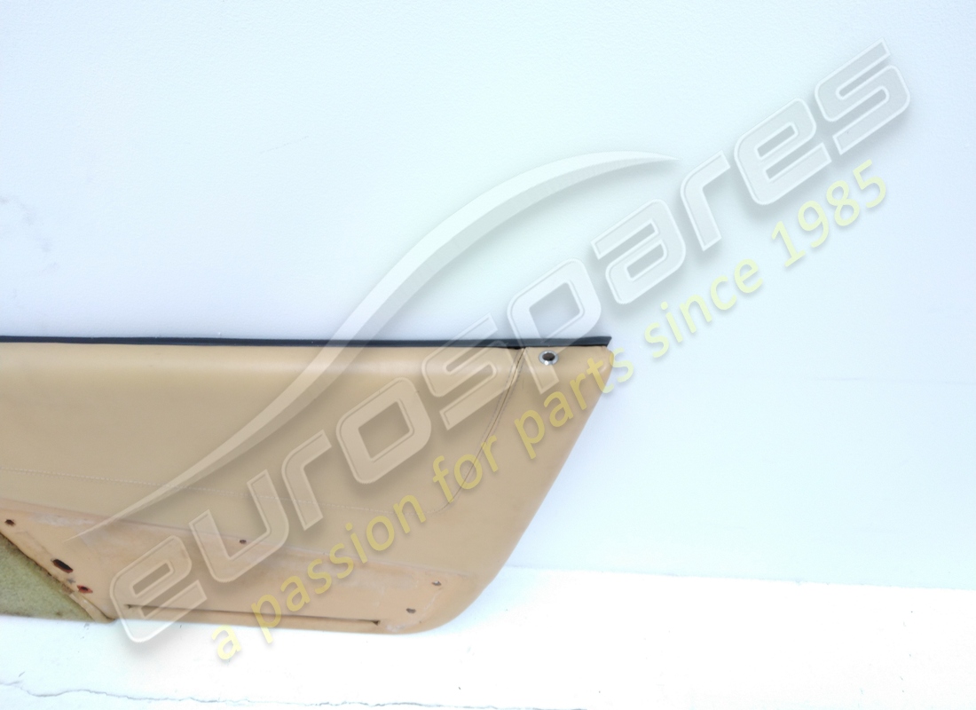 panel interior derecho ferrari usado. número de parte 62304600 (2)