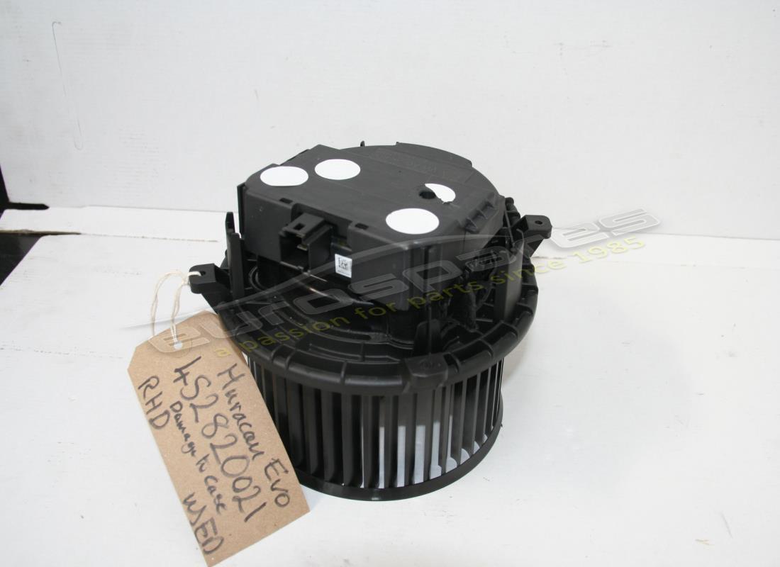 VENTILADOR Lamborghini USADO. NÚMERO DE PIEZA 4S2820021 (1)