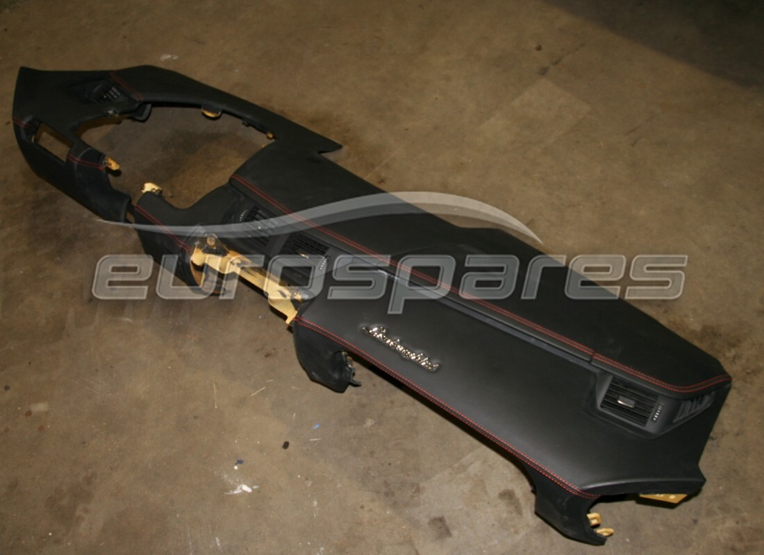 bandeja lamborghini usada. número de parte 471857922d (1)
