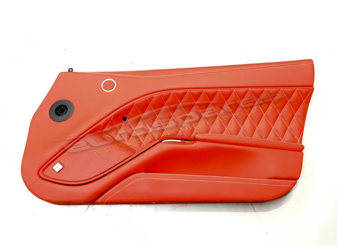 PANEL DE PUERTA DERECHO Ferrari USADO. NÚMERO DE PIEZA 844209.. (1)