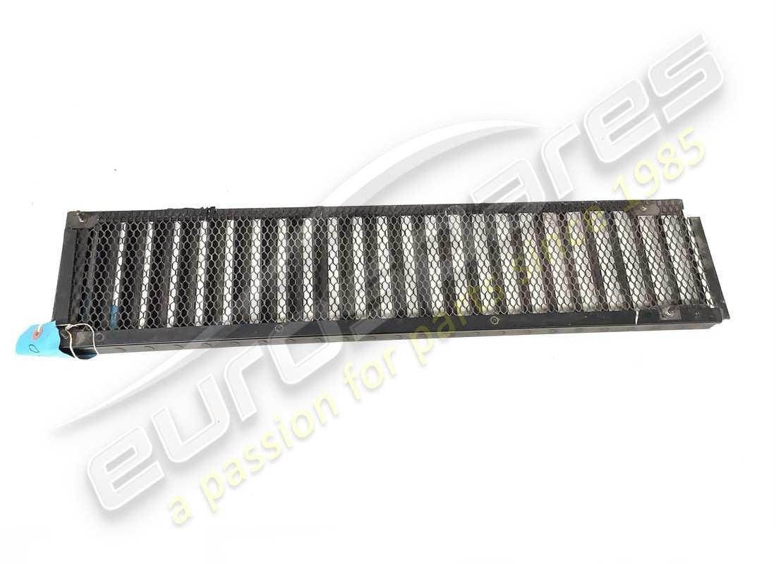 nueva rejilla superior de la cubierta del motor derecha ferrari. número de parte 61500000 (2)