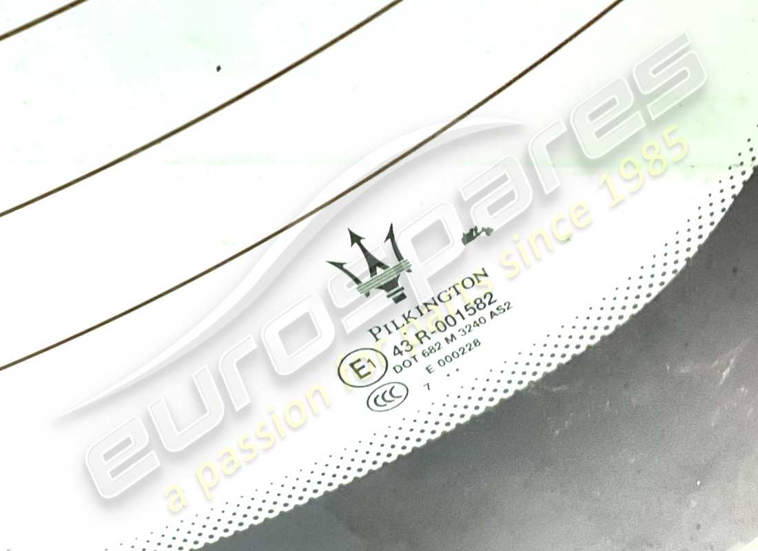vidrio de ventana trasera maserati usado. número de parte 68881600 (2)