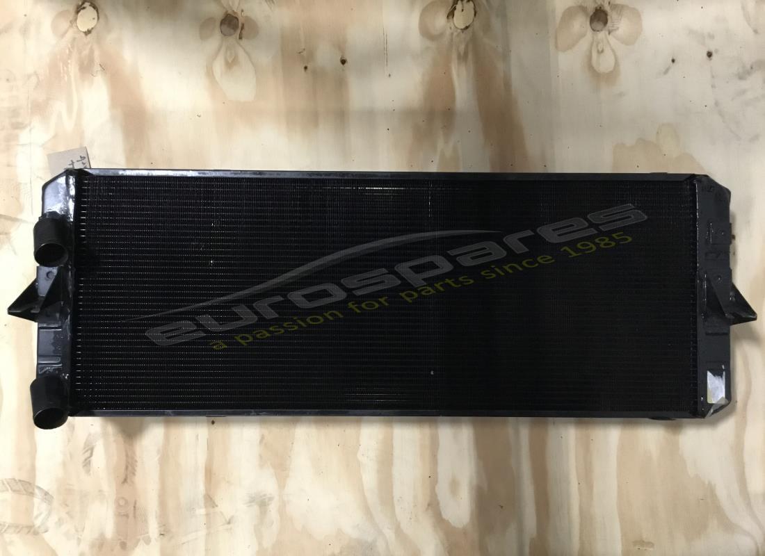 RADIADOR DE AGUA Ferrari REACONDICIONADO 365GT4 BB . NÚMERO DE PARTE 103344 (1)