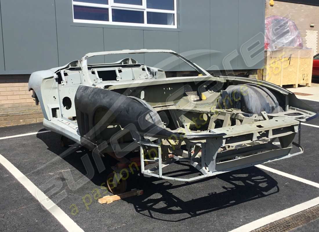 nuevos eurospares ferrari 550 carroceria y paneles barchetta. número de parte eap1227196 (3)
