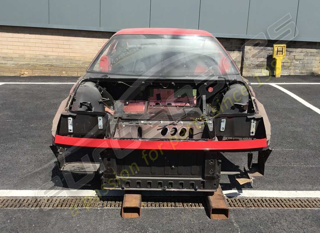chasis delantero ferrari usado. número de parte 65742300 (2)