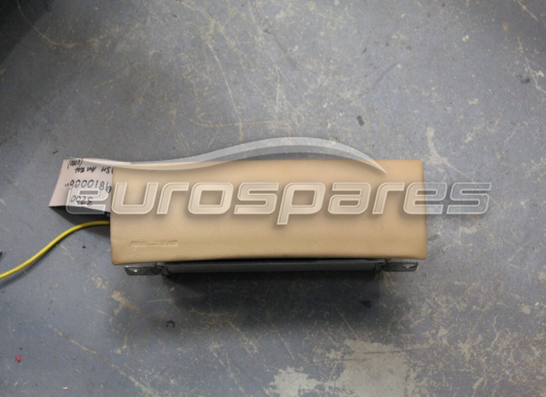 BOLSA DE AIRE DEL LADO DEL PASAJERO USADA Maserati, CONDUCIDA AL DORSO. NÚMERO DE PIEZA 9810006.. (1)