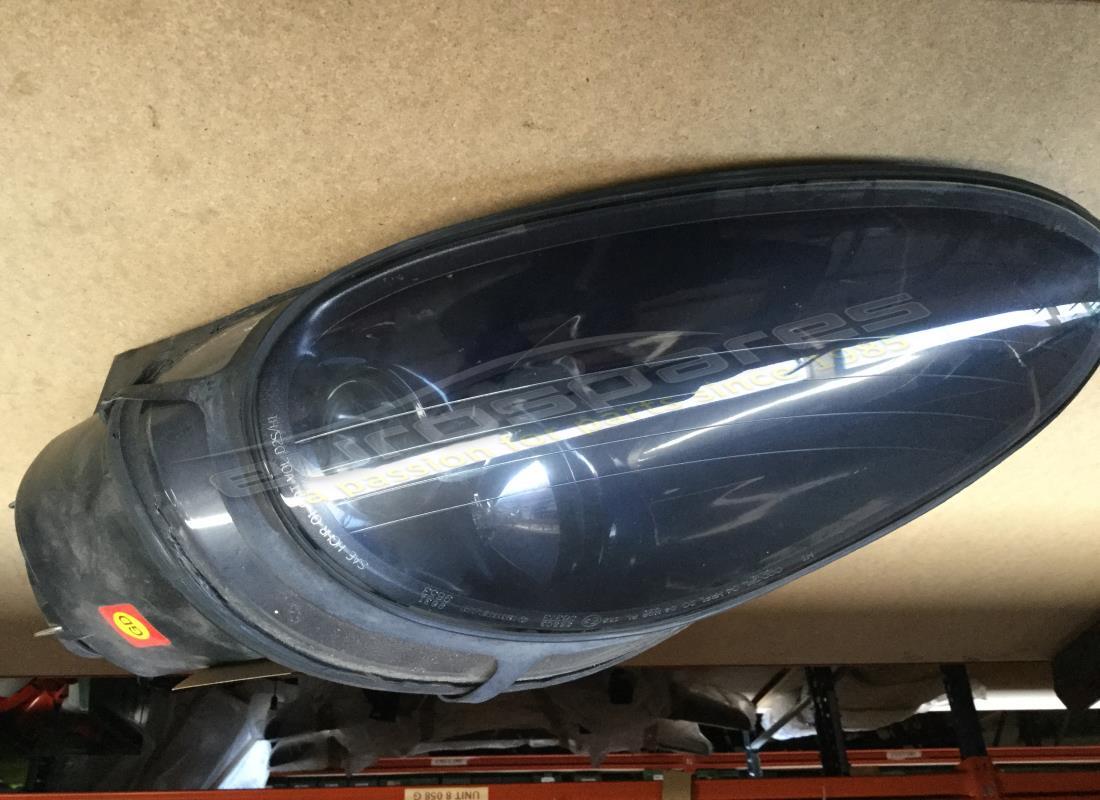 FARO DELANTERO IZQUIERDO Maserati USADO. NÚMERO DE PIEZA 209682.. (1)