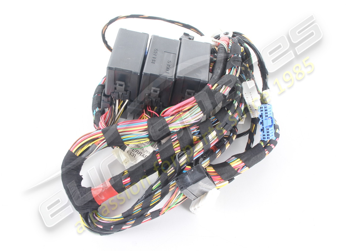 NEW FERRARI LH REAR TUNNEL CONNECTION CABLE. PART NUMBER 200847 (4) new ferrari lh rear tunnel connection cable. part number 200847 (4)