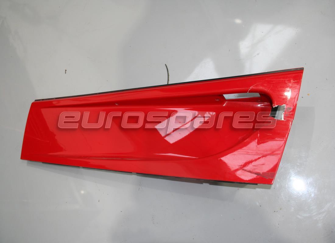 REJILLA DE PUERTA IZQUIERDA Ferrari USADA. NÚMERO DE PARTE 64102810 (1)