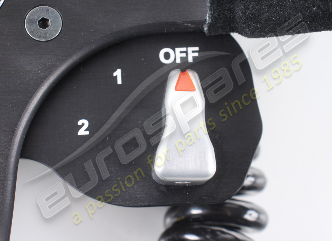 NUEVO FERRARI VOLANTE COMPLETO. NÚMERO DE PARTE 272167 (7) nuevo ferrari volante completo. número de parte 272167 (7)