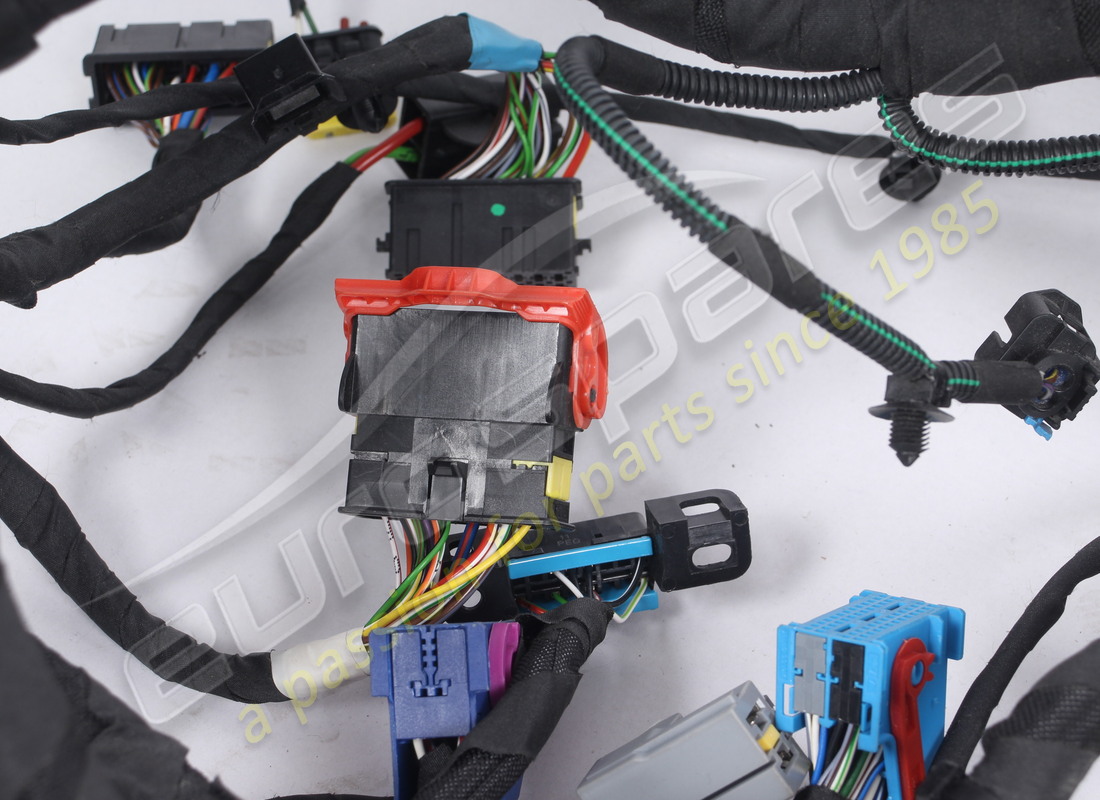 NUEVO FERRARI CABLE FRONTAL. NÚMERO DE PARTE 288057 (3) nuevo ferrari cable frontal. número de parte 288057 (3)