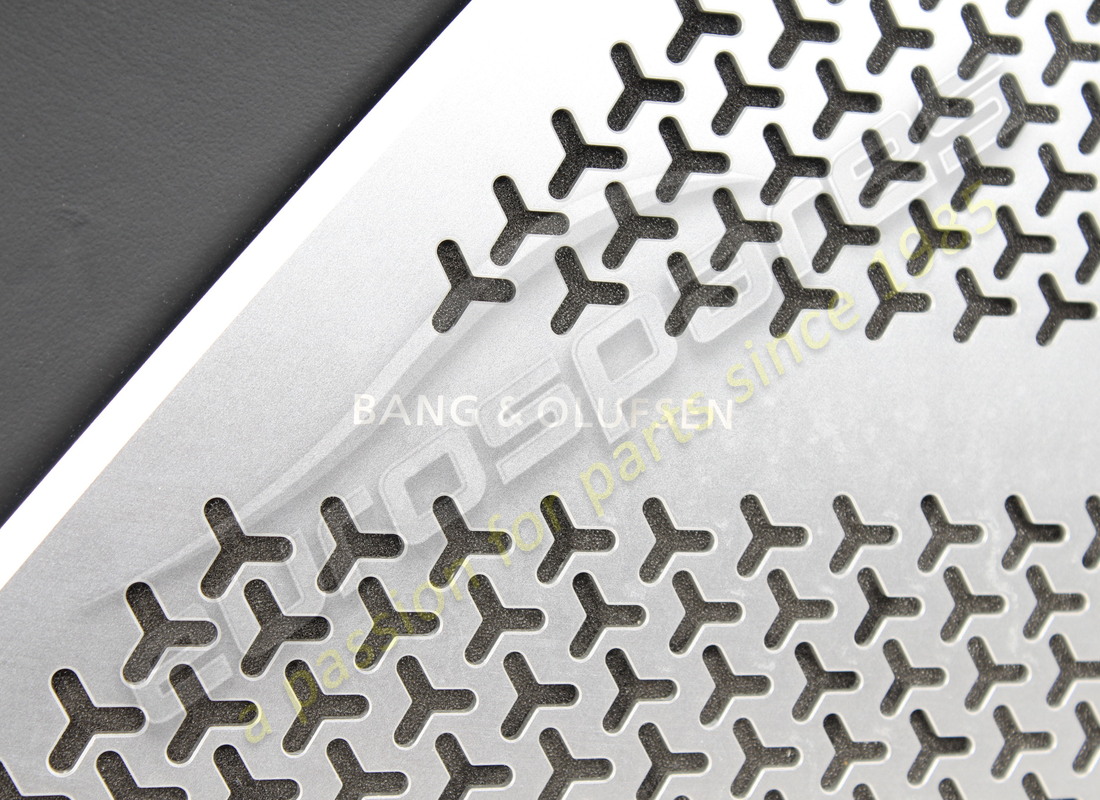 panel de puerta delantera izquierda eurospares usado. número de parte eap1226109 (3)