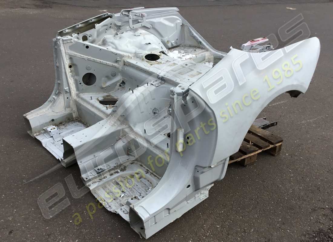nuevo (otro) eurospares chasis trasero (lhd). número de parte eap1373995 (2)