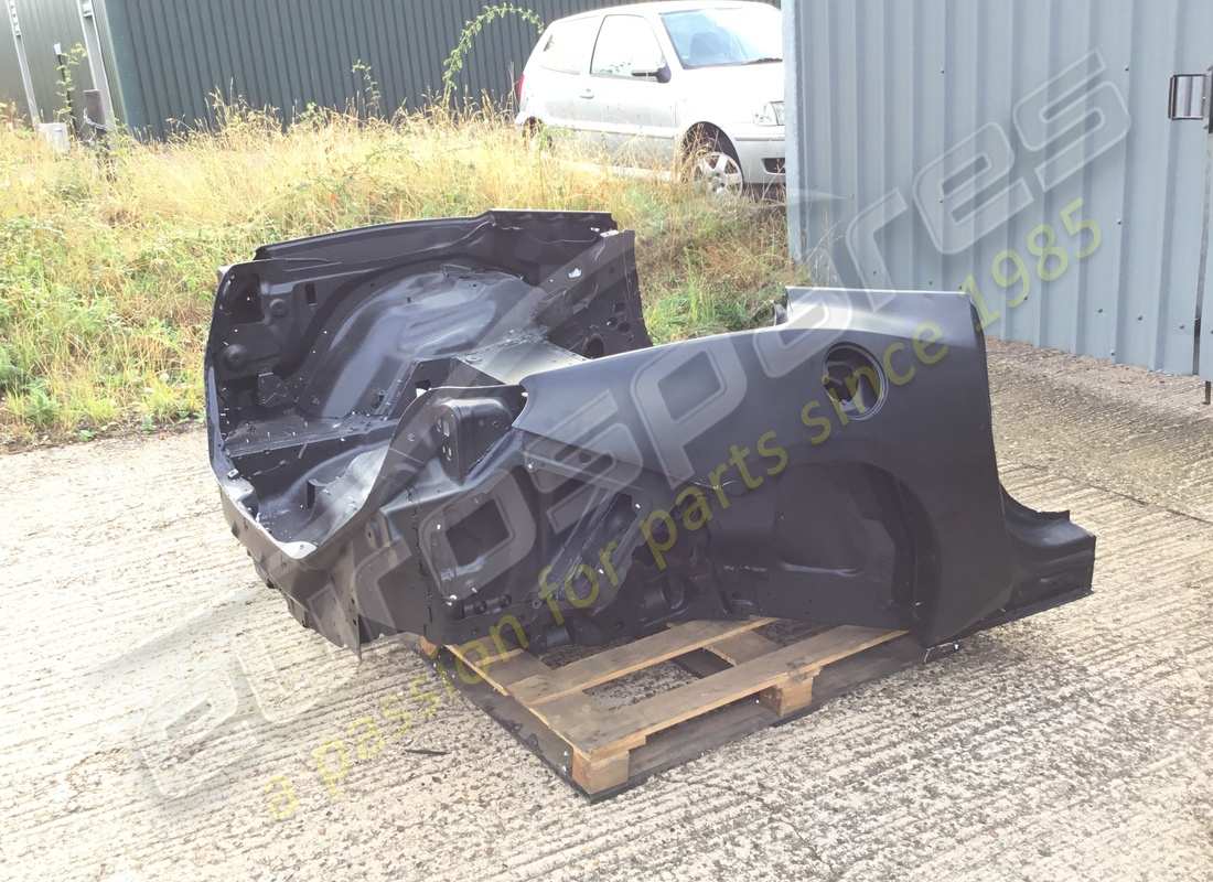 nuevo eurospares chasis trasero. número de parte eap1373994 (1)