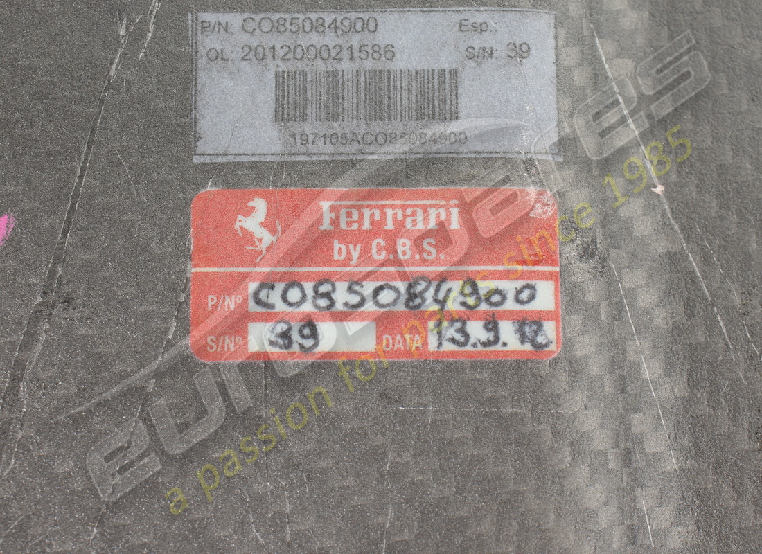 nueva cubierta de inspección derecha ferrari. número de pieza 85084900 (3)