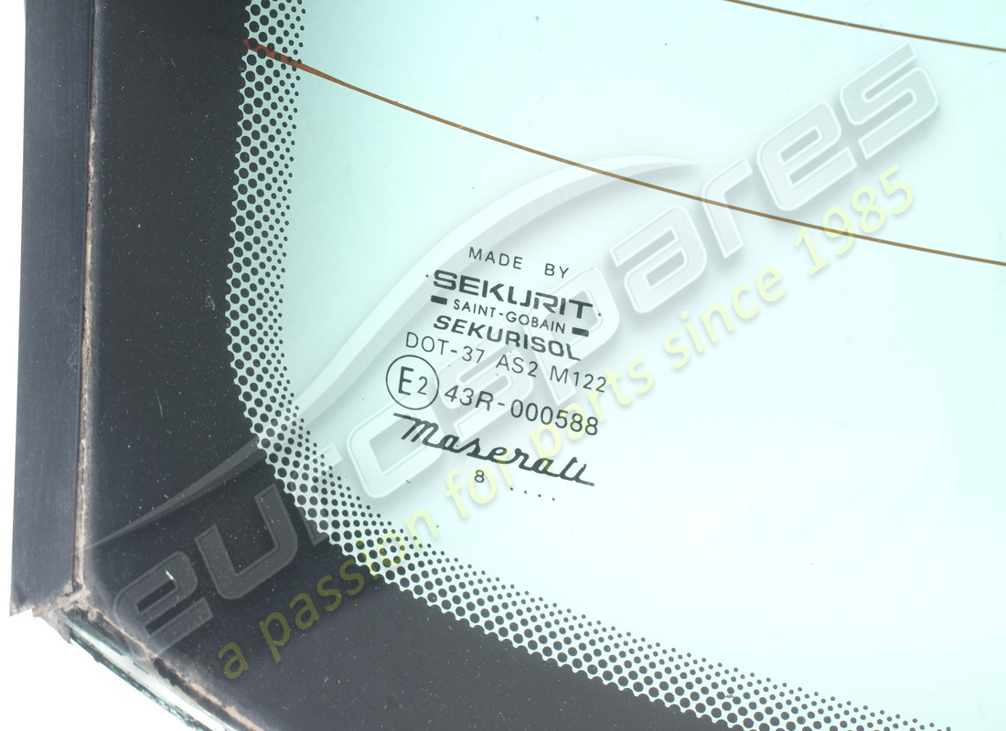 VIDRIO DE VENTANA TRASERA MASERATI USADO. NÚMERO DE PARTE 377780077 (2) vidrio de ventana trasera maserati usado. número de parte 377780077 (2)