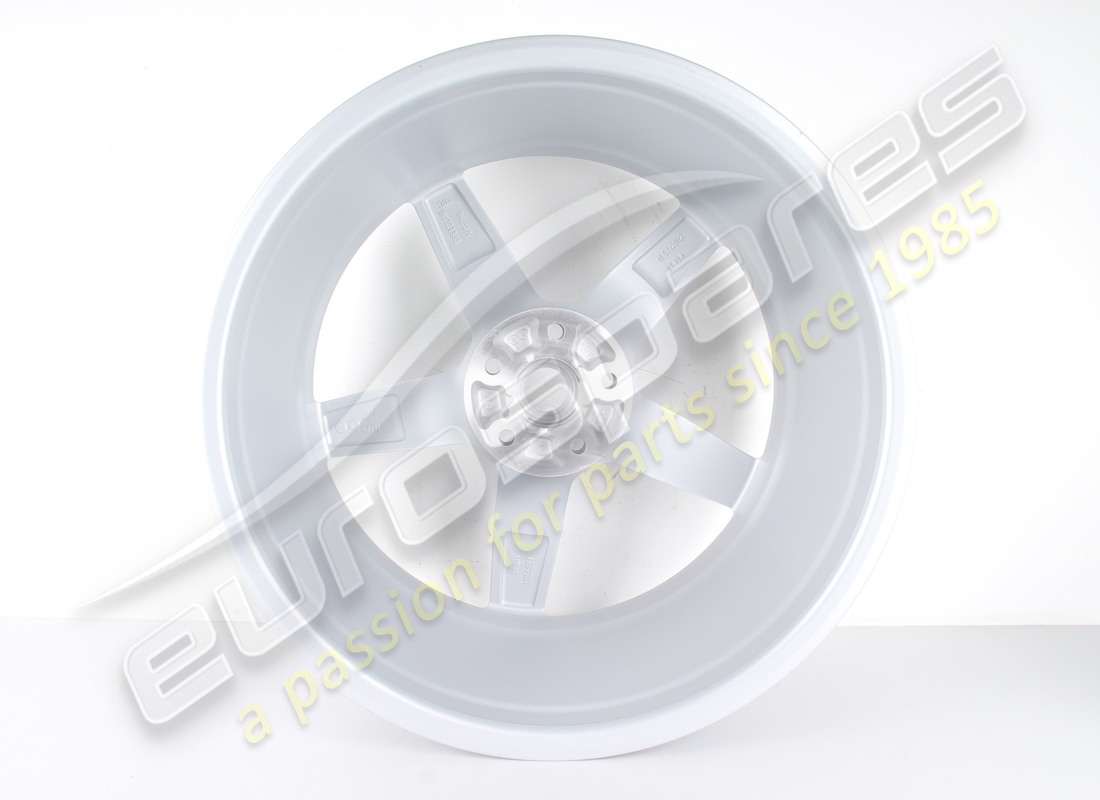 NUEVA RUEDA TRASERA FERRARI. NÚMERO DE PARTE 328467 (3) nueva rueda trasera ferrari. número de parte 328467 (3)