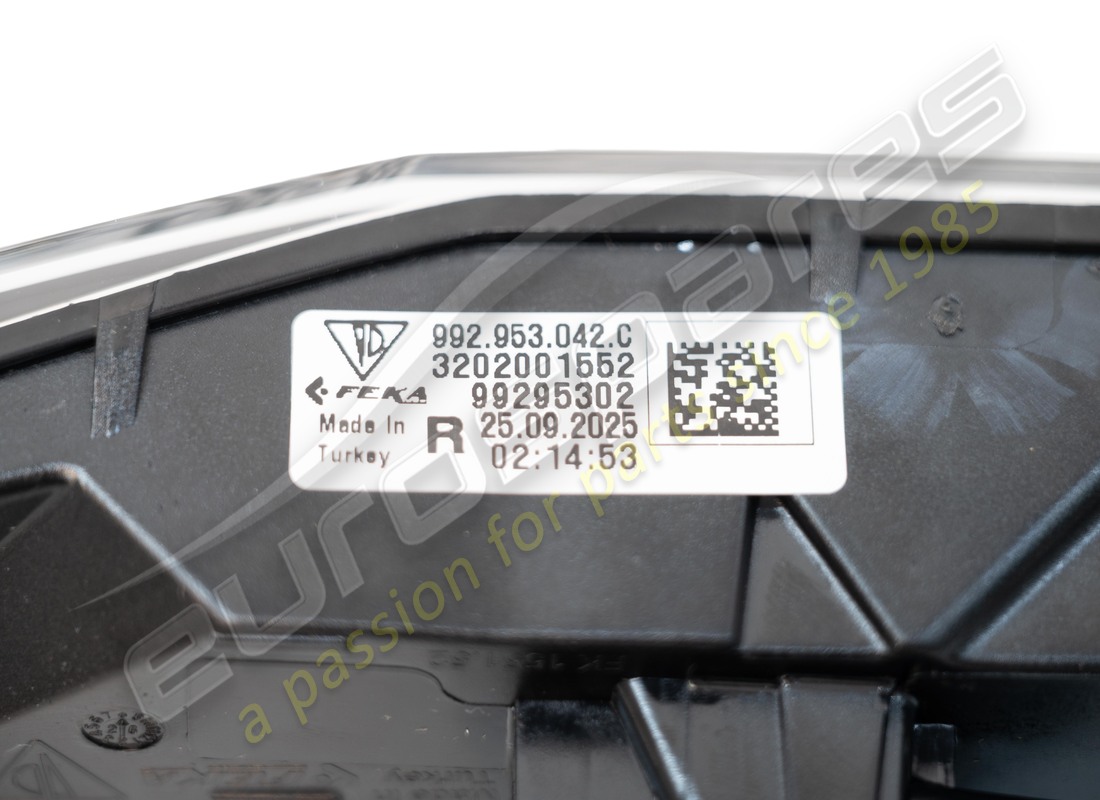 NUEVO REPETIDOR DE INTERMITENTES PORSCHE. NÚMERO DE PIEZA 992953042C (4) nuevo repetidor de intermitentes porsche. número de pieza 992953042c (4)