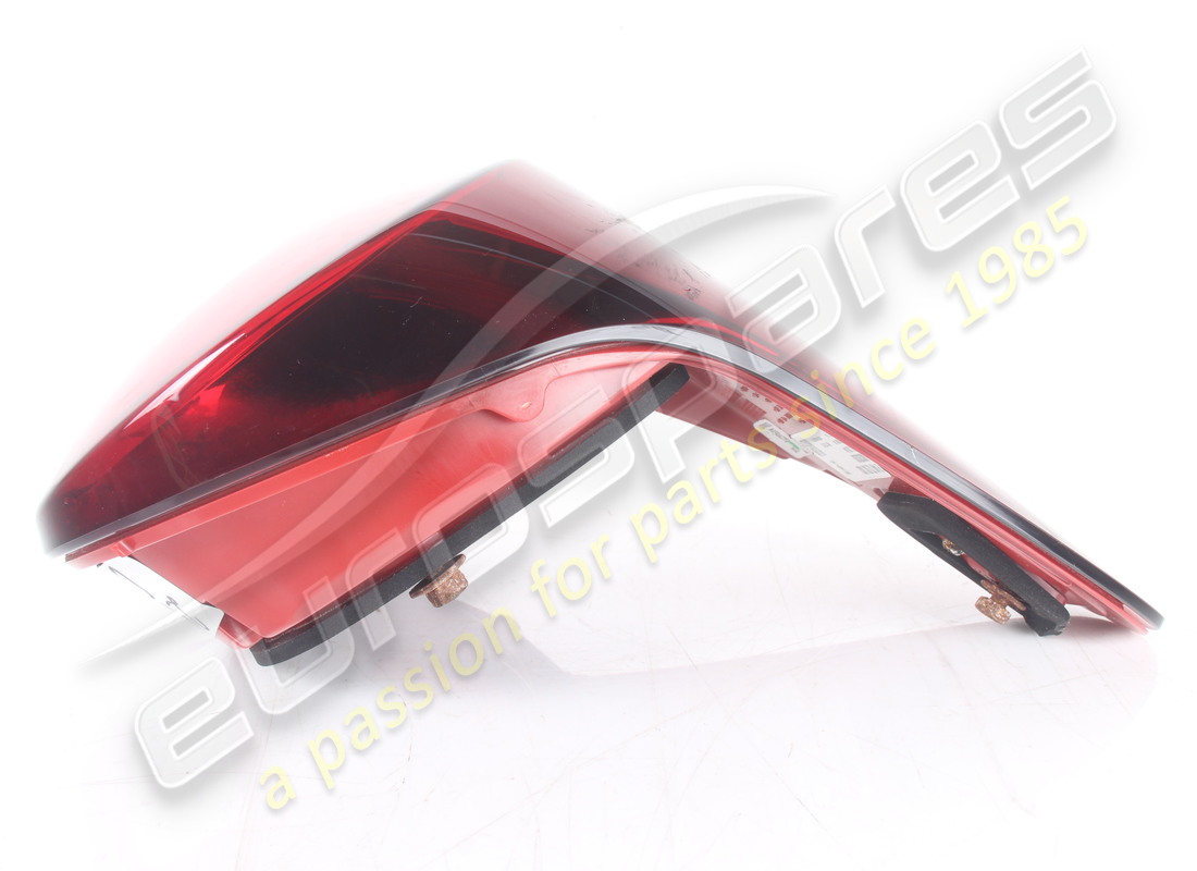 USADO FERRARI LUZ TRASERA DERECHA, PIEZA MÓVIL. NÚMERO DE PIEZA 293289 (3) usado ferrari luz trasera derecha, pieza móvil. número de pieza 293289 (3)