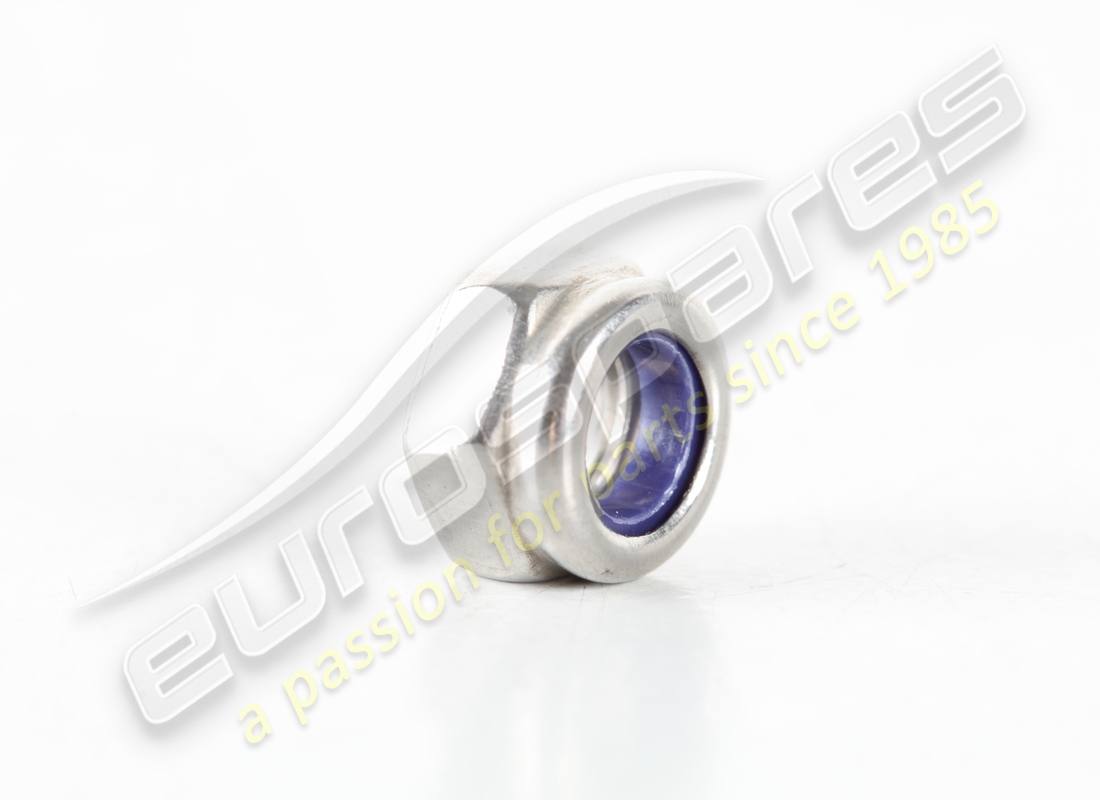 nueva tuerca ferrari. número de parte 113647 (2)