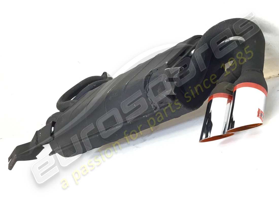 nueva ferrari sección de escape inferior. número de parte fe2327 (1)