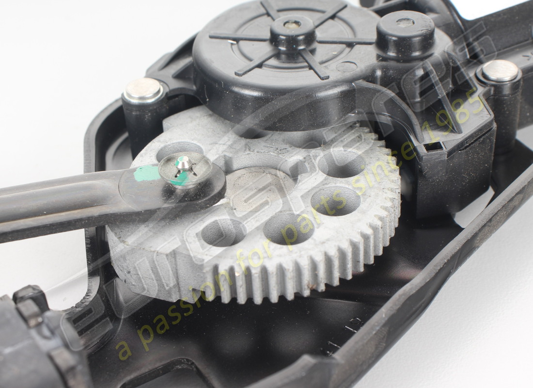 NUEVA TAPA DE MALETERO POWER STRIKER FERRARI. NÚMERO DE PIEZA 69773100 (6) nueva tapa de maletero power striker ferrari. número de pieza 69773100 (6)