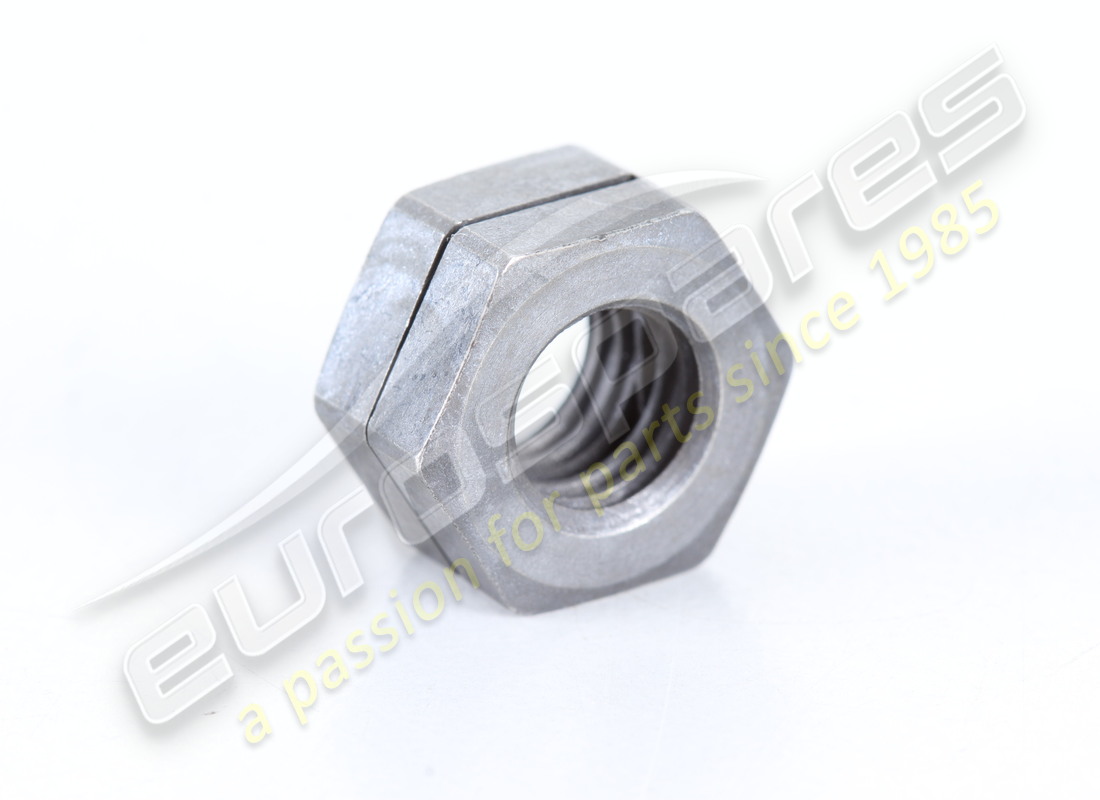 NUEVA TUERCA FERRARI. NÚMERO DE PARTE 114748 (1) nueva tuerca ferrari. número de parte 114748 (1)