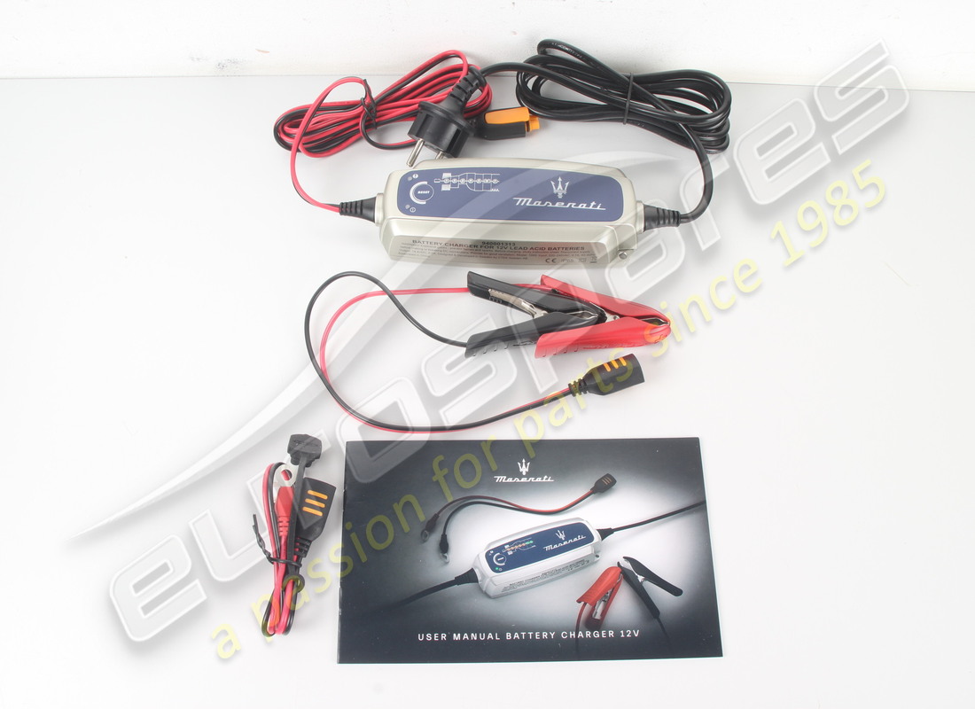 nuevo maserati charger manteiner eu nuevo logo. número de parte 940001313 (1)