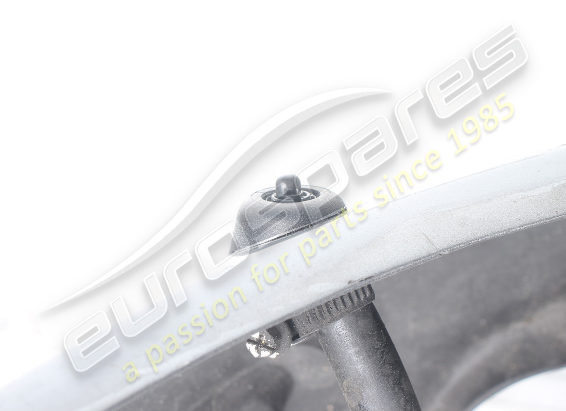 PARACHOQUES DELANTERO FERRARI USADO. NÚMERO DE PARTE 64861610 (13) parachoques delantero ferrari usado. número de parte 64861610 (13)