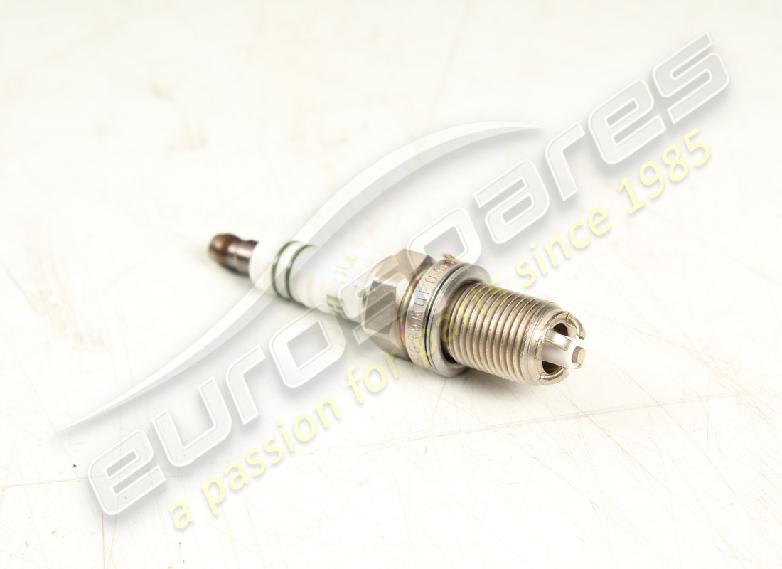 BUJÍA NUEVA Porsche - FGR 5KQE0 - D - MJ 2002>> . NÚMERO DE PIEZA 99917022390 (1)