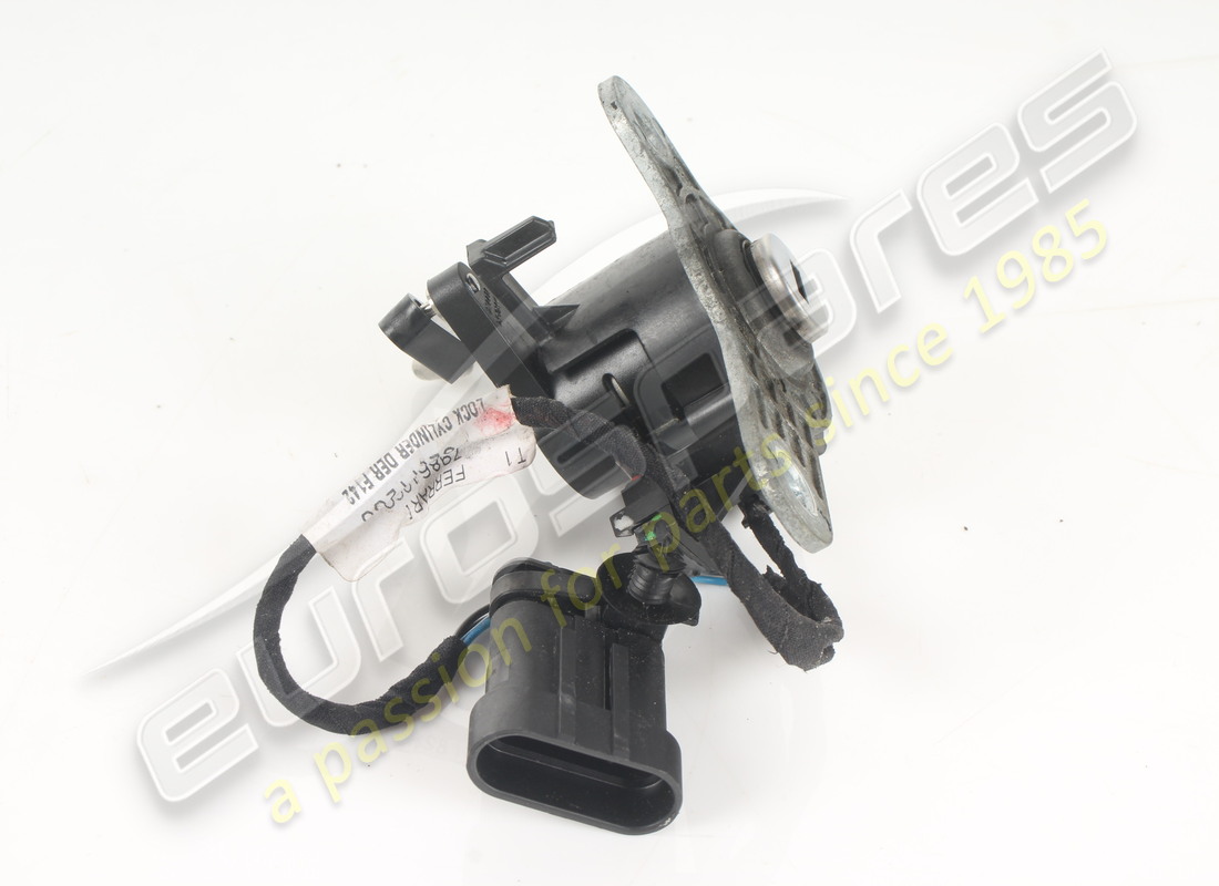 MONTAJE DE PESTILLO COMPLETO FERRARI USADO. NÚMERO DE PARTE 82811200 (3) montaje de pestillo completo ferrari usado. número de parte 82811200 (3)