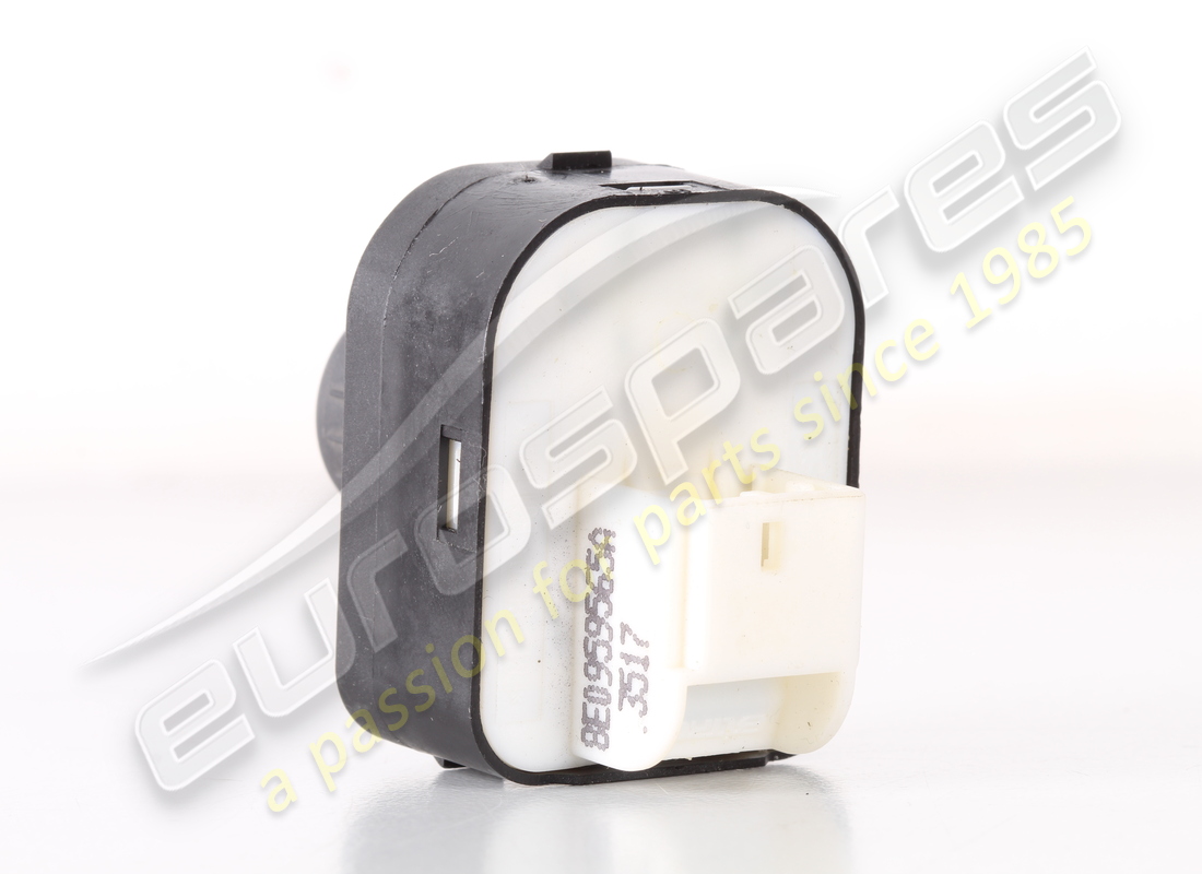 NEW LAMBORGHINI SWITCH. EXTERNALMIRROR. PART NUMBER 8E0959565A (2) new lamborghini switch. externalmirror. part number 8e0959565a (2)
