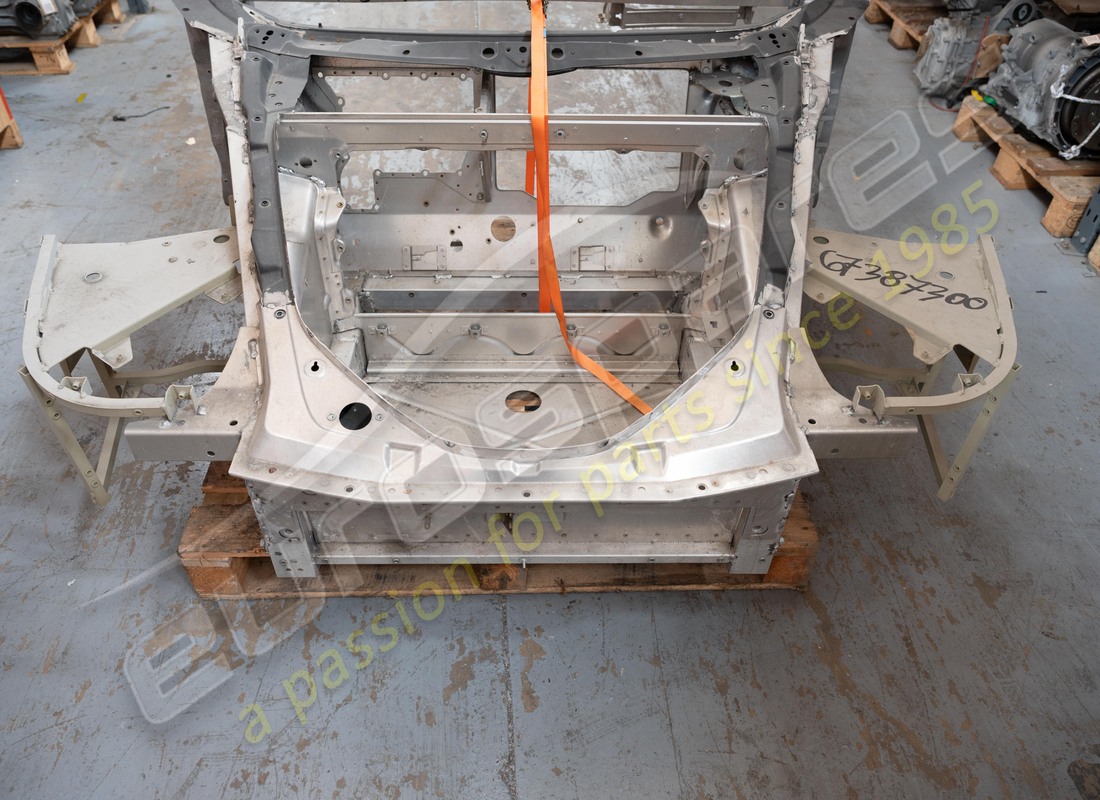 new ferrari rhd front frame. part number 67387300 (3)