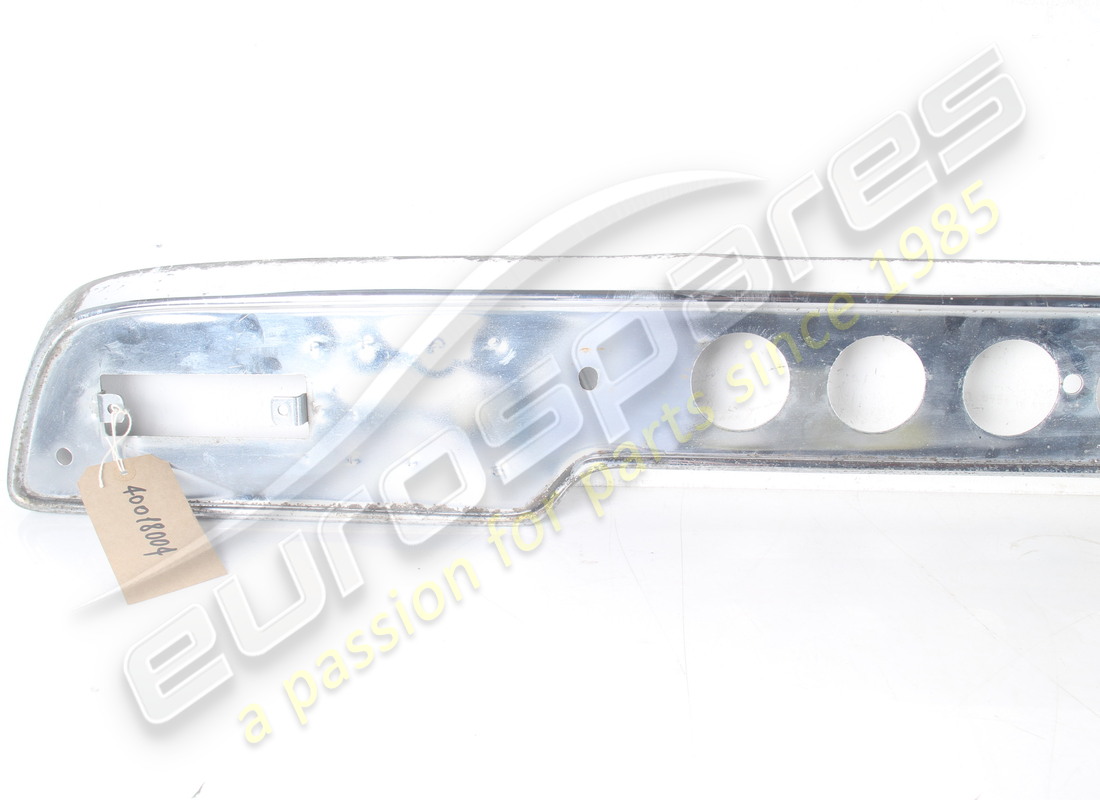 parachoques trasero ferrari usado. número de parte 40018004 (2)