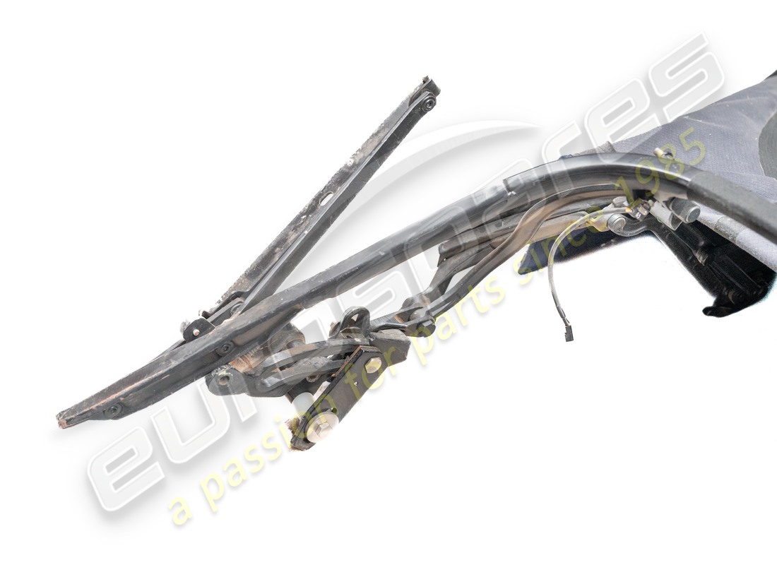 USADO FERRARI CONJUNTO DE TECHO EN ARAÑA RHD NÚMERO DE PIEZA 64897702 (3) usado ferrari conjunto de techo en araña rhd número de pieza 64897702 (3)