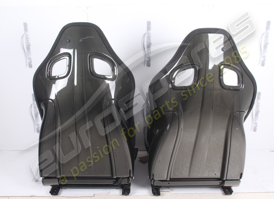 USADO FERRARI FERRARI PARTE 90018638. NÚMERO DE PARTE 90018638 (2) usado ferrari ferrari parte 90018638. número de parte 90018638 (2)