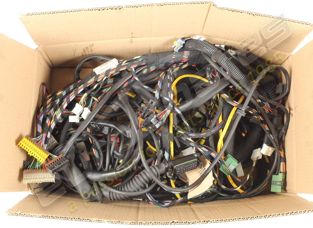 nuevos ferrari cables del tablero. número de parte 181084 (1)