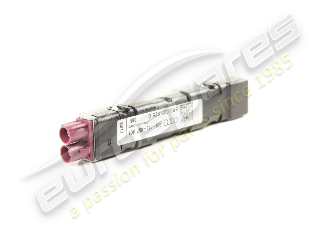 AMPLIFICADOR DE ANTENA Lamborghini USADO. NÚMERO DE PARTE 8R0035225C (1)