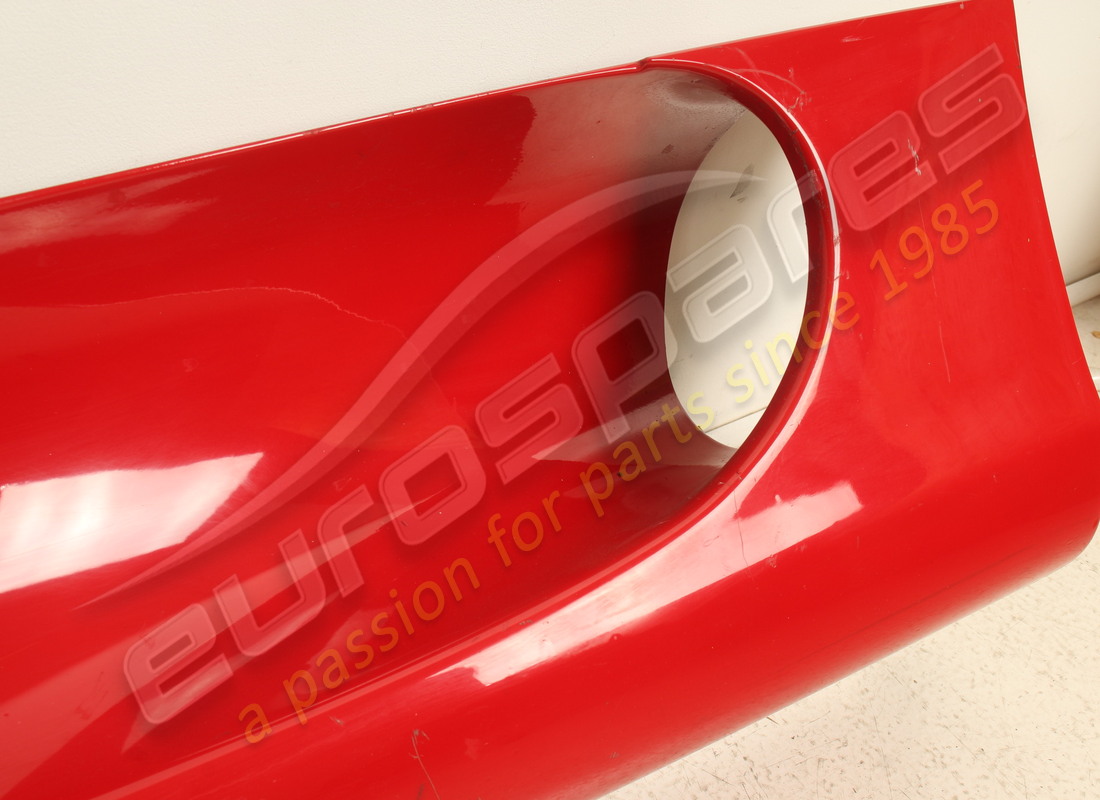 revestimiento debajo de la puerta ferrari lh usado. número de parte 66099510 (5)