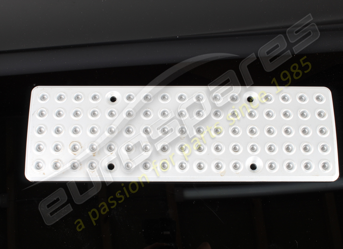 FUNDA Ferrari USADA LHD. NÚMERO DE PARTE 65071600 (1)